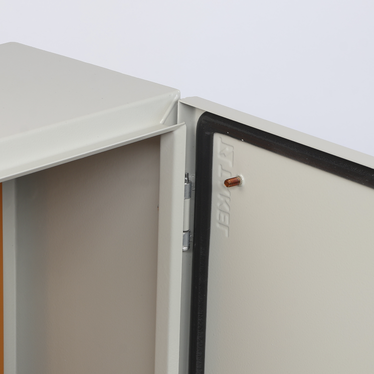 Корпус металевий MBP з монтажною панеллю 400x300x200 Argent IP65 TAKEL